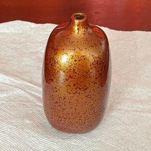 Fine Arts Japan Ceramic Vase Hand Painted And Crafted